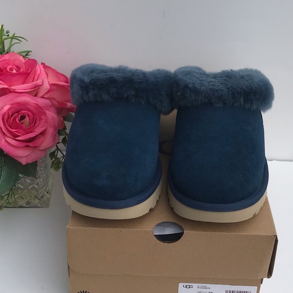 UGG Shoes - UGG Cluggette Slippers